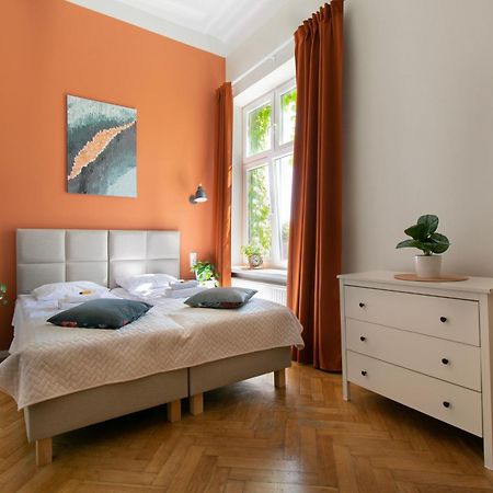 Vintage Apartment Gertrudy Street Krakow Ngoại thất bức ảnh